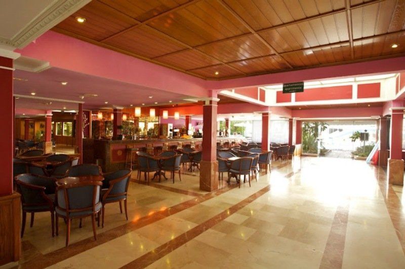 Mar & 4* Peguera